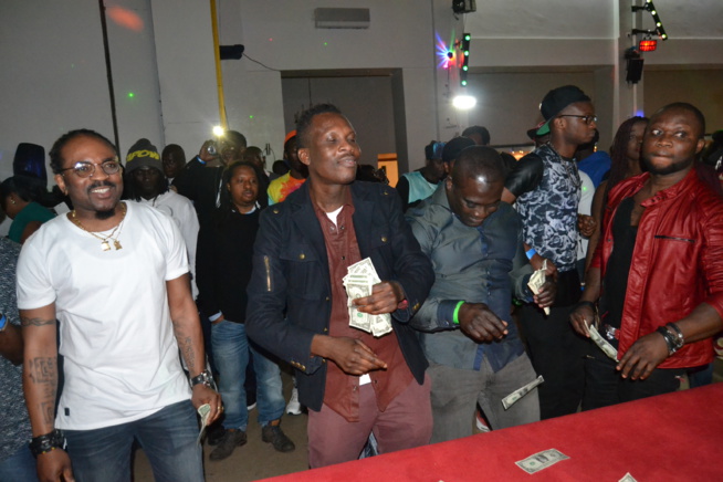 21 IMAGES: Viviane Chidid la nouvelle reine de la musique Sénégalaise de Bremen en Allmengne. Regardez 21 IMAGES: Viviane Chidid la nouvelle reine de la musique Sénégalaise de Bremen en Allmengne. Regardez