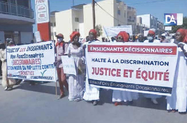 Enseignants décisionnaires : Tenaillé entre promesses gouvernementales et blocages persistants, l’alerte du SELS/A Enseignants décisionnaires : Tenaillé entre promesses gouvernementales et blocages persistants, l’alerte du SELS/A