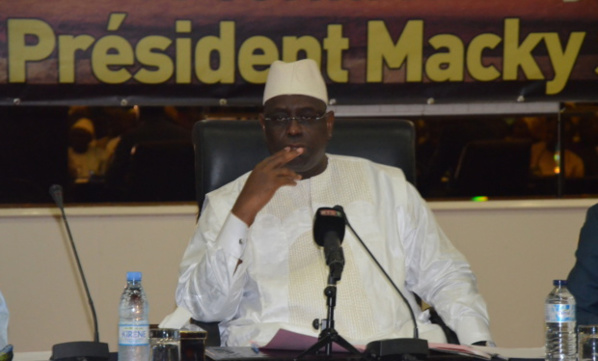 Interdiction du voile intégral: Les véritables raisons de la reculade de Macky Sall Interdiction du voile intégral: Les véritables raisons de la reculade de Macky Sall