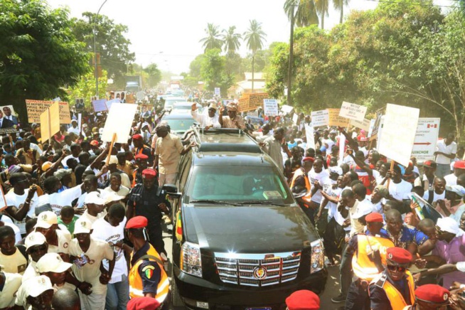 Macky Sall à Touba aujourd’hui : Une visite hautement politique Macky Sall à Touba aujourd’hui : Une visite hautement politique