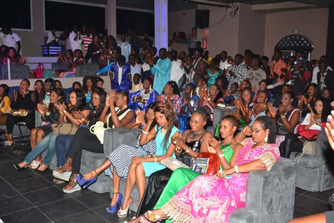 Exclusivité en images: Enregistrement de l'émission invité d’honneur, Boubs reçoit le nouveau prince de la musique Pape Diouf. Regardez Exclusivité en images: Enregistrement de l'émission invité d’honneur, Boubs reçoit le nouveau prince de la musique Pape Diouf. Regardez