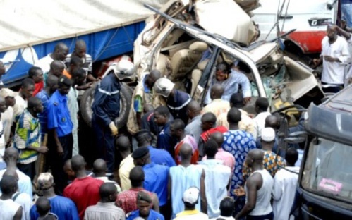 Accidents de la route du Magal: 8 morts et 25 blessés graves… Accidents de la route du Magal: 8 morts et 25 blessés graves…