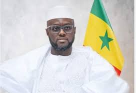 Assemblée nationale : plus d’indemnités de transports, la trouvaille de El Malick Ndiaye Assemblée nationale : plus d’indemnités de transports, la trouvaille de El Malick Ndiaye