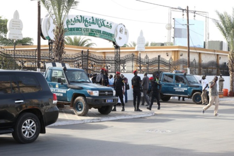 Cérémonie officielle à Touba: La fouille au scanner a failli gâcher la fête Cérémonie officielle à Touba: La fouille au scanner a failli gâcher la fête