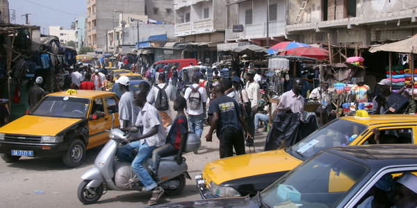 Le casse-tête des embouteillages à Dakar, un cauchemar quotidien - Par Yacine Dieng Le casse-tête des embouteillages à Dakar, un cauchemar quotidien - Par Yacine Dieng