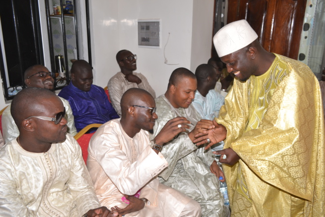 Quand l'entrepreneur Dame baptise sa premiere fille: C'est le rendez-vous des VIP et autorités. Quand l'entrepreneur Dame baptise sa premiere fille: C'est le rendez-vous des VIP et autorités.