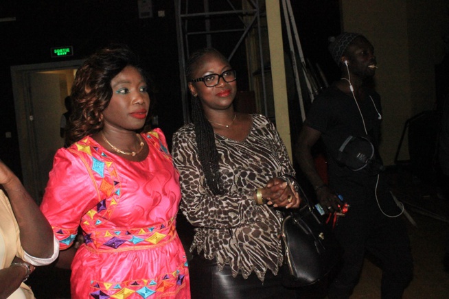 Act II Révolution: Fata El Presidente réussit son pari avec un décor inédit, un spectacle haut niveau et une ambiance totale au grand théâtre. Act II Révolution: Fata El Presidente réussit son pari avec un décor inédit, un spectacle haut niveau et une ambiance totale au grand théâtre.