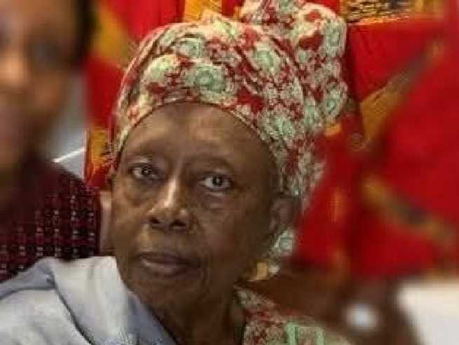 Décès de Ajaratou Mariama Dia : Condoléances et prières à la famille du député Mamadou Lamine Diallo Décès de Ajaratou Mariama Dia : Condoléances et prières à la famille du député Mamadou Lamine Diallo