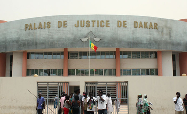 Psychose terroriste au tribunal de Dakar : un homme interpellé pour sa barbe Psychose terroriste au tribunal de Dakar : un homme interpellé pour sa barbe