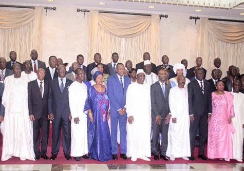 Les nouvelles exigences de Mankeur Ndiaye: "Des ambassadeurs costume, cravate et cigare, c’est terminé…" Les nouvelles exigences de Mankeur Ndiaye: "Des ambassadeurs costume, cravate et cigare, c’est terminé…"