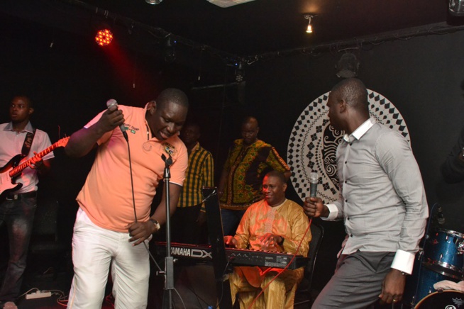 Pape Diouf et la génération consciente marquent leur retour au Baramundi. Revivez l'ambiance. Pape Diouf et la génération consciente marquent leur retour au Baramundi. Revivez l'ambiance.