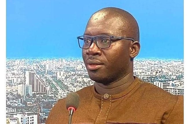 Hélas le Leurre s´estompe et s´effrondre à cause l´effronterie et de la médisance ! La confiance s´etiole et disparaît progressivement ! Hélas le Leurre s´estompe et s´effrondre à cause l´effronterie et de la médisance ! La confiance s´etiole et disparaît progressivement !