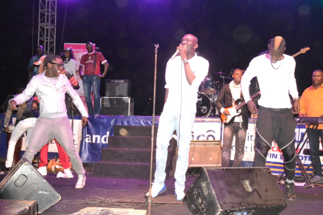 24 FIDAK: Revivez les images du concert explosif de Pape Diouf au Cices . 24 FIDAK: Revivez les images du concert explosif de Pape Diouf au Cices .