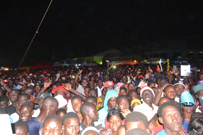 24 FIDAK: Revivez les images du concert explosif de Pape Diouf au Cices . 24 FIDAK: Revivez les images du concert explosif de Pape Diouf au Cices .