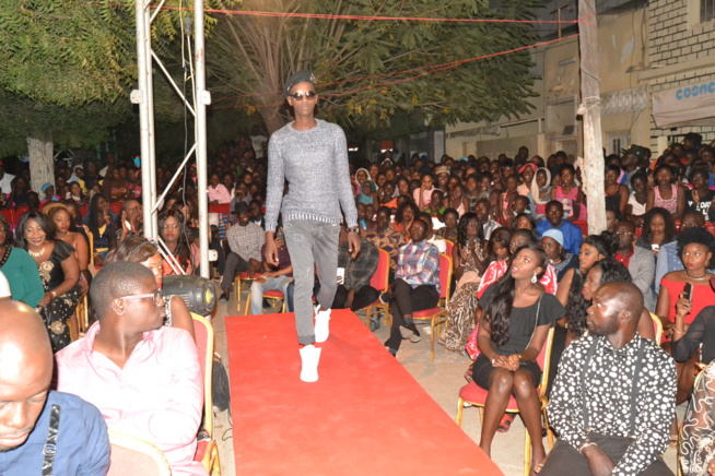 GALLE NDIOGOU présente sa derniere collection: Rendez -vous au HLM en face Cour privé Madieye Sall .