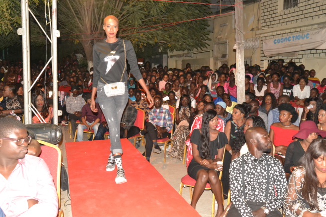 GALLE NDIOGOU présente sa derniere collection: Rendez -vous au HLM en face Cour privé Madieye Sall .