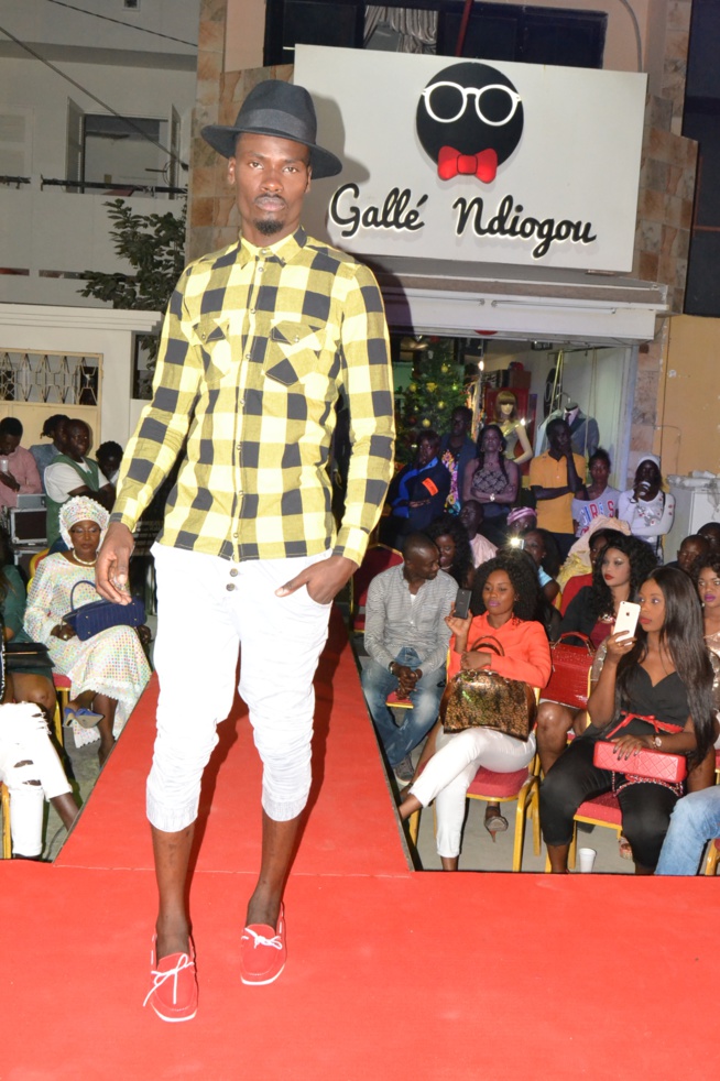 GALLE NDIOGOU présente sa derniere collection: Rendez -vous au HLM en face Cour privé Madieye Sall .