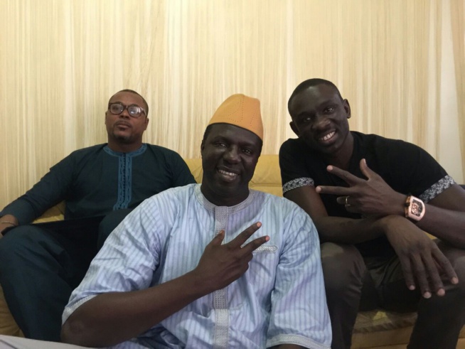 Quand Pape Diouf rend visite à son grand frére Fallou Dieng.