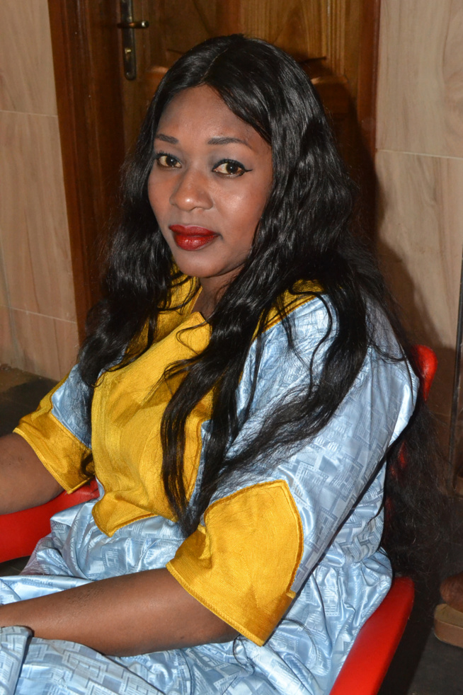 Maoloud 2015: L'homme d'affaires Aziz Ndiaye reçoit Serigne Sam Bousso chez lui à Tivaoune. Maoloud 2015: L'homme d'affaires Aziz Ndiaye reçoit Serigne Sam Bousso chez lui à Tivaoune.