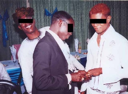 Kaolack: La police interrompt un mariage homosexuel, 11 arrestations Kaolack: La police interrompt un mariage homosexuel, 11 arrestations