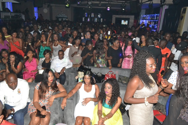 Pape Diouf ce 25 décembre au Bloowy, comme un air de fête, Regadez Pape Diouf ce 25 décembre au Bloowy, comme un air de fête, Regadez