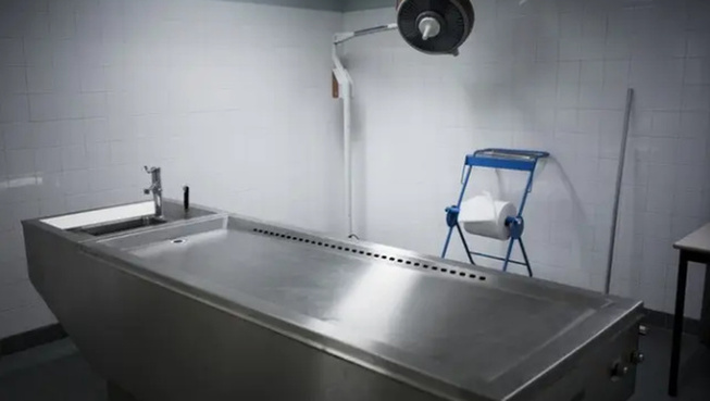 Hôpital de Corbeil-Essonnes en France: La morgue intervertit les corps, un homme envoyé et inhumé au Sénégal par erreur Hôpital de Corbeil-Essonnes en France: La morgue intervertit les corps, un homme envoyé et inhumé au Sénégal par erreur