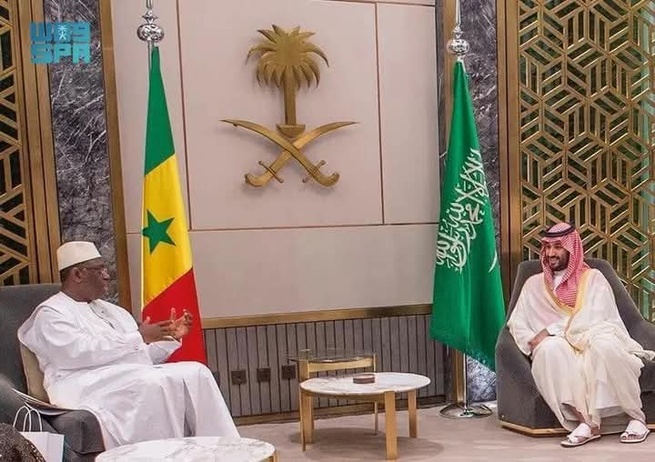 Arabie Saoudite: Le roi Salmane ben Abdelaziz Al Saoud a réservé un accueil prestigieux à l'ancien président sénégalais, Macky Sall Arabie Saoudite: Le roi Salmane ben Abdelaziz Al Saoud a réservé un accueil prestigieux à l'ancien président sénégalais, Macky Sall