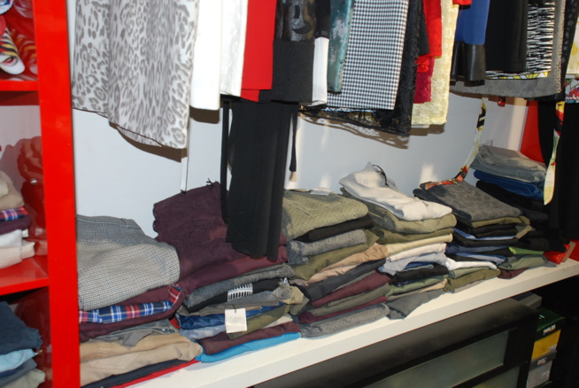 Fin d'année 2015; Choississez la classe le chic l'élégance et la qualité chez Gallé N'Diogou sise aux HLM en face l'ecole privée Madieye Sall. Fin d'année 2015; Choississez la classe le chic l'élégance et la qualité chez Gallé N'Diogou sise aux HLM en face l'ecole privée Madieye Sall.