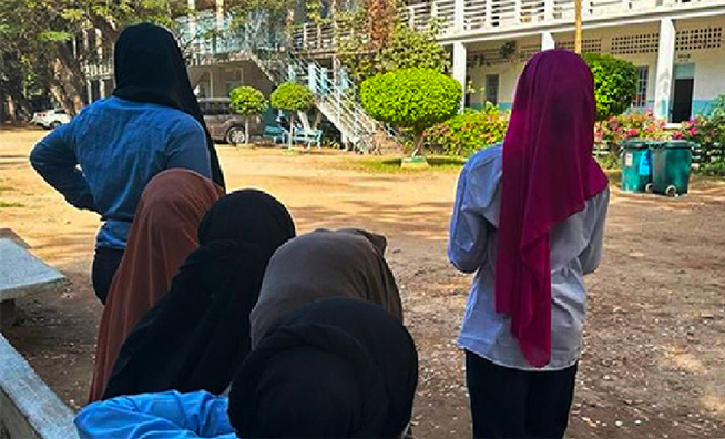 Port du voile au Collège Saint Gabriel : La Direction clarifie sa position Port du voile au Collège Saint Gabriel : La Direction clarifie sa position