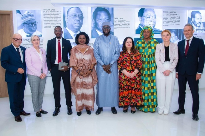 Le président de l’Assemblée nationale a reçu une délégation de l’Association parlementaire Canada-Afrique Le président de l’Assemblée nationale a reçu une délégation de l’Association parlementaire Canada-Afrique