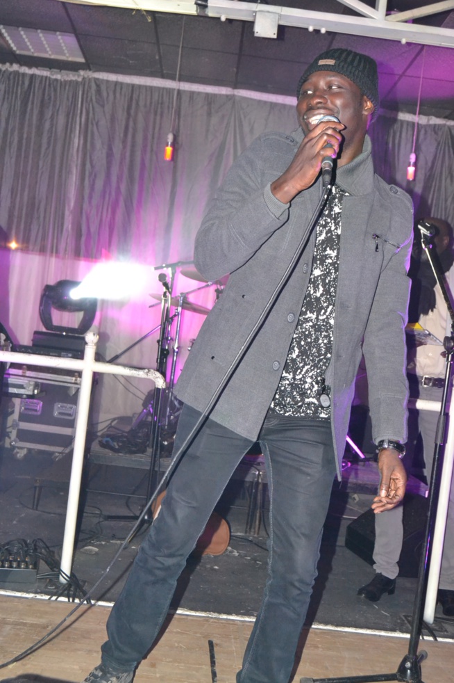 Première partie: Assane Ndiaye "nguéweul gui" et Zoula assurent le show à Brescia. REGARDEZ. Première partie: Assane Ndiaye "nguéweul gui" et Zoula assurent le show à Brescia. REGARDEZ.