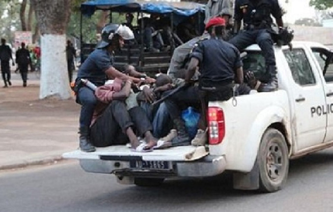 Démantèlement d’un gang à Jaxaay : Comment nos forces de l’ordre ont mené à bien une traque implacable à ces cambrioleurs Démantèlement d’un gang à Jaxaay : Comment nos forces de l’ordre ont mené à bien une traque implacable à ces cambrioleurs