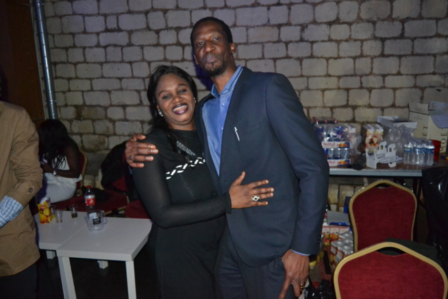 02 Janvier 2016: Pape Diouf enflamme le Dock Eiffel et confirme son statut de roi des soirées et spectacles à Paris. 02 Janvier 2016: Pape Diouf enflamme le Dock Eiffel et confirme son statut de roi des soirées et spectacles à Paris.