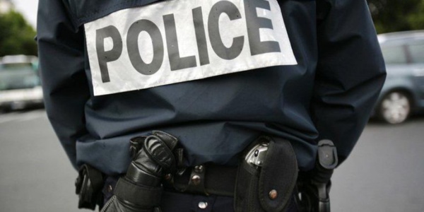 Usurpation de fonction, faux et usage de faux : Deux faux policiers risquent 3 ans de prison Usurpation de fonction, faux et usage de faux : Deux faux policiers risquent 3 ans de prison
