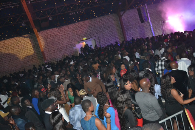 Quand la diaspora vibre au rythme de la génération consciente de Pape Diouf.Regardez Quand la diaspora vibre au rythme de la génération consciente de Pape Diouf.Regardez