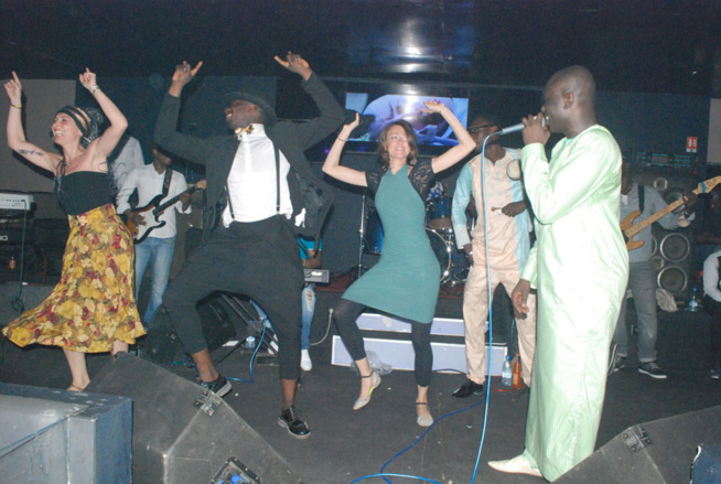 Premières sortie en 2016: Pape Diouf met le feu au Bloowy ex Klimanjaro. Regardez en images. Premières sortie en 2016: Pape Diouf met le feu au Bloowy ex Klimanjaro. Regardez en images.