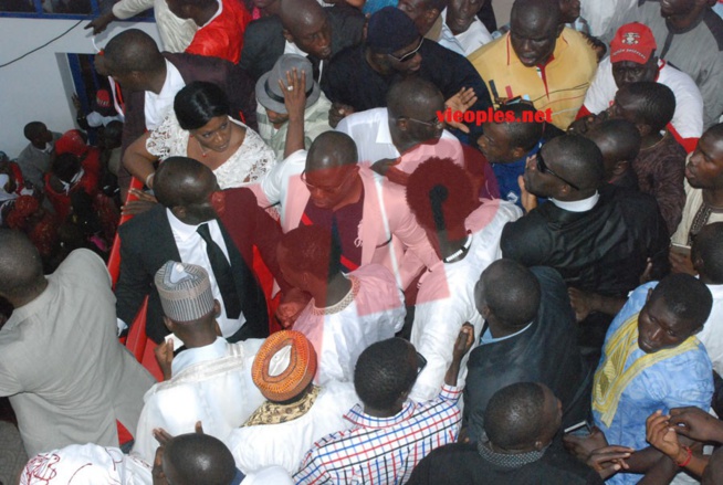 En images: L' inauguration de la maison du Grand Parti de Malick Gackou à Yoff. En images: L' inauguration de la maison du Grand Parti de Malick Gackou à Yoff.
