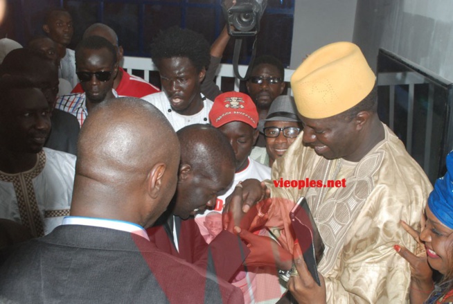 En images: L' inauguration de la maison du Grand Parti de Malick Gackou à Yoff. En images: L' inauguration de la maison du Grand Parti de Malick Gackou à Yoff.