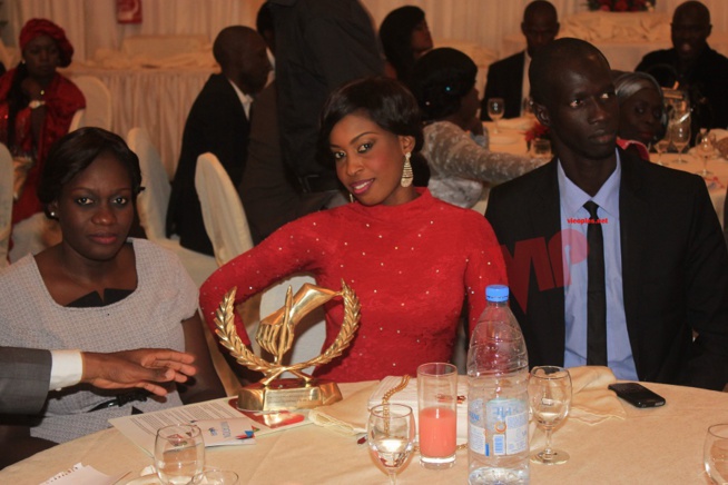 7 Editions:Soirée de gala de la CJRS ( Convention des Jeunes Reporters du Sénégal) Pape Diouf enflamme les journalistes.