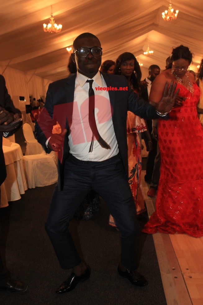 Photos: Séllé le photographe de dakaractu s'éclate au King Fhad Place à la soirée de la CRJS. Photos: Séllé le photographe de dakaractu s'éclate au King Fhad Place à la soirée de la CRJS.