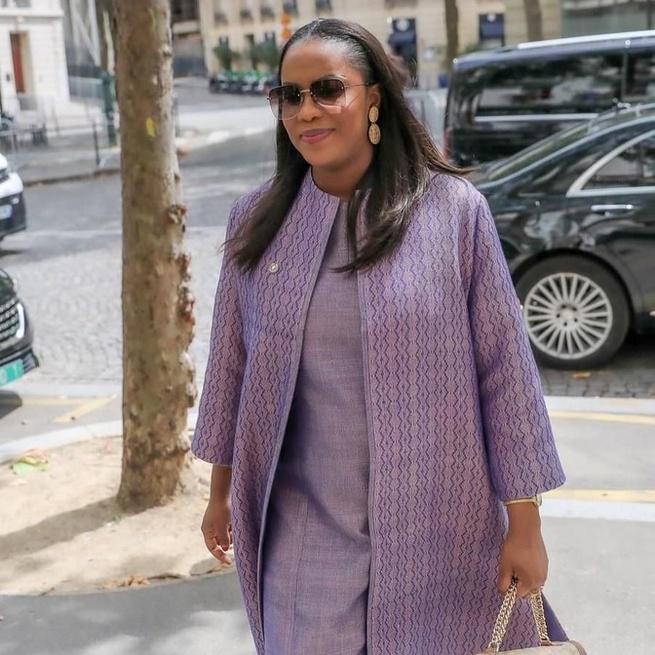 La Première dame Absa Faye Dévoile sa Page Officielle pour l’Engagement Citoyen La Première dame Absa Faye Dévoile sa Page Officielle pour l’Engagement Citoyen