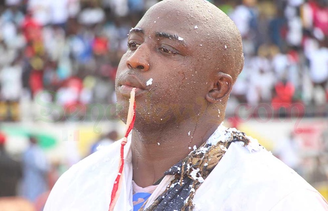 Lutte Sénégalaise : Un An de Prison Requis Contre Lac de Guiers 2 pour Escroquerie au Visa Lutte Sénégalaise : Un An de Prison Requis Contre Lac de Guiers 2 pour Escroquerie au Visa