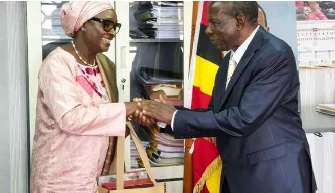 Tournée africaine : Yassine Fall reçue en Ouganda et en Tanzanie Tournée africaine : Yassine Fall reçue en Ouganda et en Tanzanie