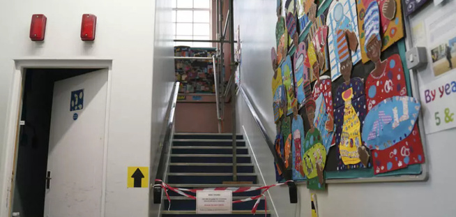 Royaume-Uni: Les enseignantes alertent sur la montée du masculinisme dans les écoles Royaume-Uni: Les enseignantes alertent sur la montée du masculinisme dans les écoles