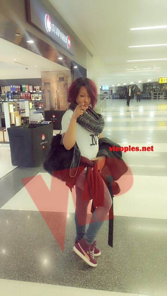 VIVIANE CHIDID à l'aéroport JFK de New York pour Dakar. VIVIANE CHIDID à l'aéroport JFK de New York pour Dakar.