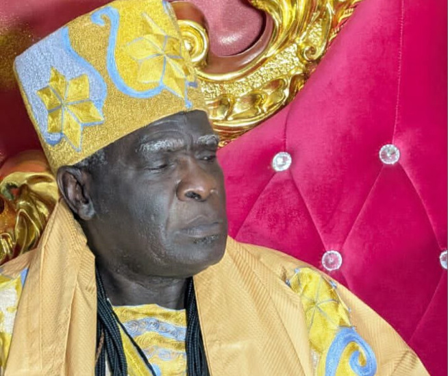 Ouakam: Le Conseil des Notables adoube le Jaaraf Papa Youssou Ndoye Ouakam: Le Conseil des Notables adoube le Jaaraf Papa Youssou Ndoye