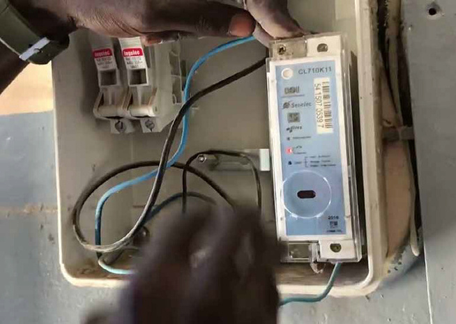 Vol d’électricité à Kaolack : Neuf personnes poursuivies pour branchements frauduleux sur le réseau de Senelec. Vol d’électricité à Kaolack : Neuf personnes poursuivies pour branchements frauduleux sur le réseau de Senelec.