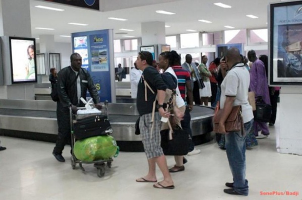 Vol a l'aéroport Léopold Sédar Senghor : Un Français perdu par les caméras de surveillance Vol a l'aéroport Léopold Sédar Senghor : Un Français perdu par les caméras de surveillance