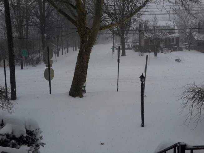Video: New Jersey sous la neige. Regardez Video: New Jersey sous la neige. Regardez