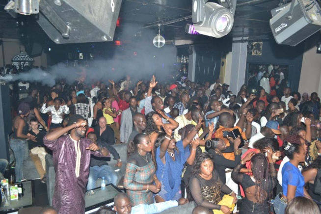 DAKAR WEEK: Pape Diouf met le feu au BLOOWY et vous donne rendez-vous ce dimanche au Baramundi. Regardez DAKAR WEEK: Pape Diouf met le feu au BLOOWY et vous donne rendez-vous ce dimanche au Baramundi. Regardez